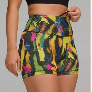 NWT Lululemon Train HR Short 4”